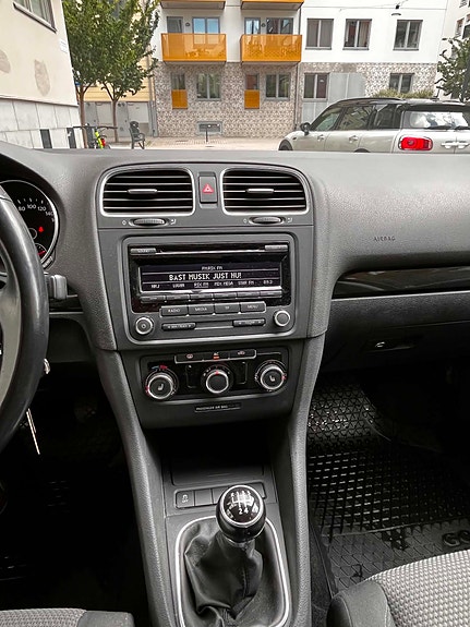 Volkswagen Golf VI 5 of 5