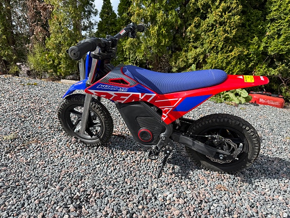 SX E150 2 of 3