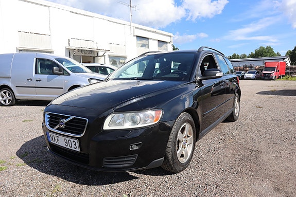 Volvo V50 10 of 21