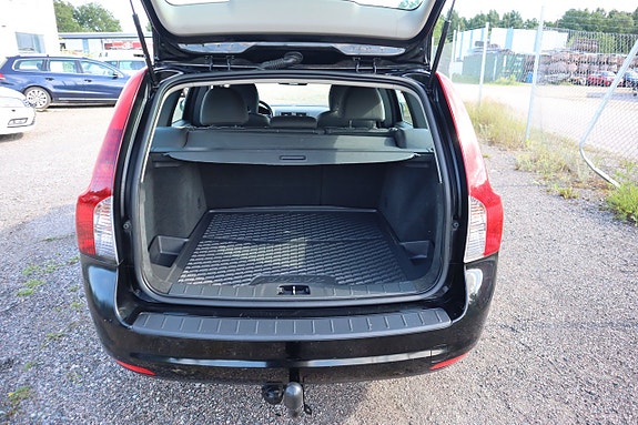 Volvo V50 8 of 21