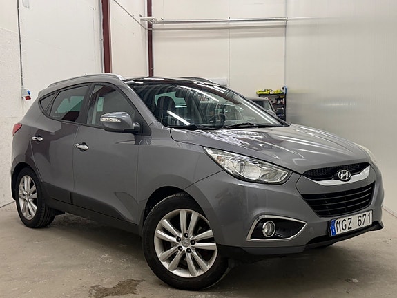 Hyundai ix35 2 of 5