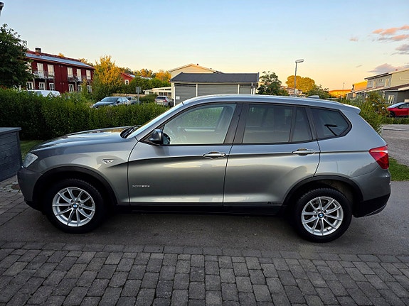 BMW X3 2 of 5
