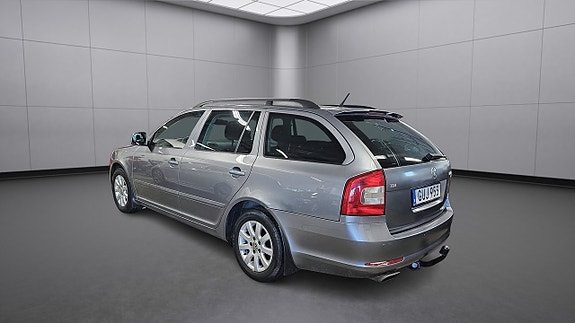 Skoda Octavia 4 of 5