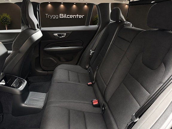 Volvo V60 18 of 23