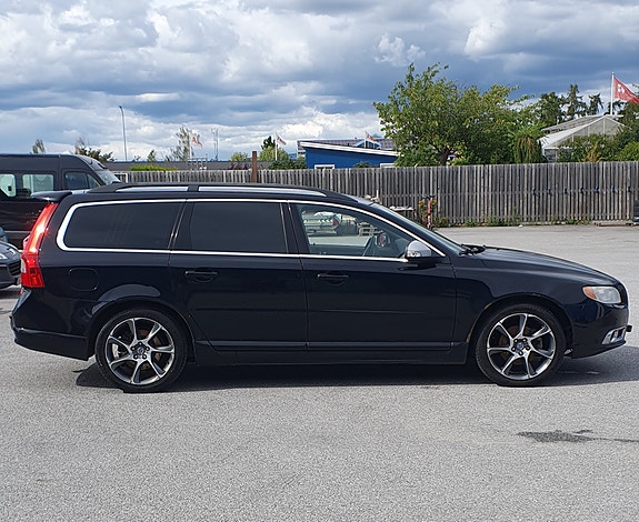 Volvo V70 5 of 5