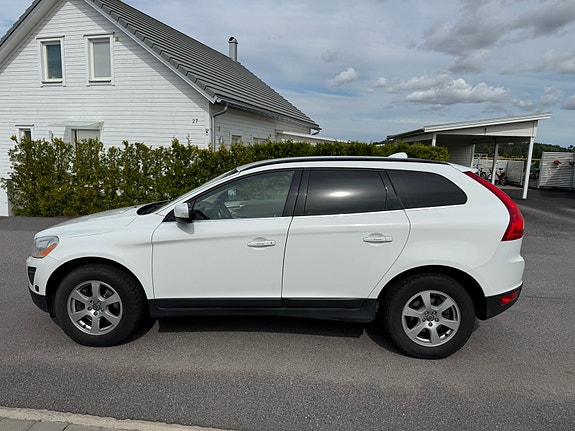Volvo XC60 5 of 5