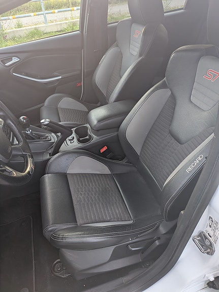 Ford Focus 6 of 8
