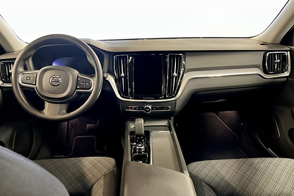 Volvo V60 4 of 5