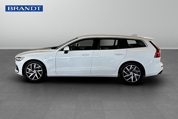 Volvo V60 3 of 5