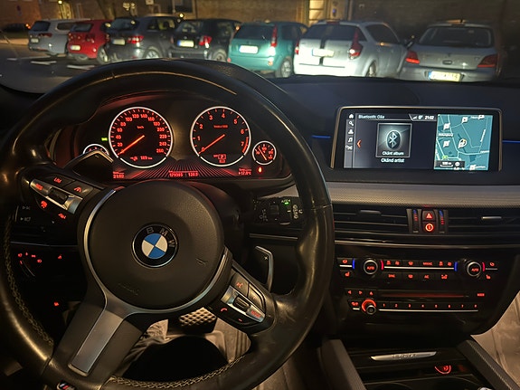BMW X5 4 of 5