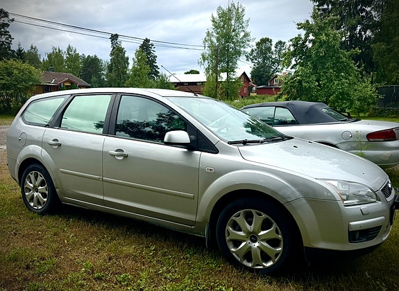 Ford Focus 3 of 5