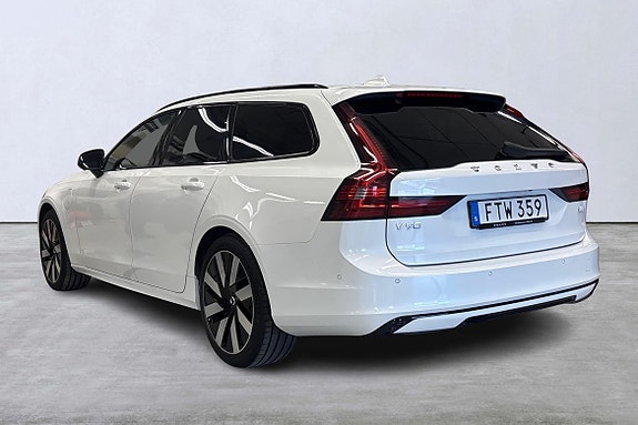 Volvo V90 4 of 5