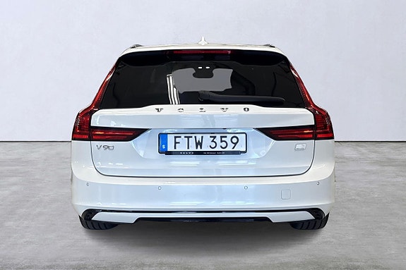Volvo V90 5 of 5