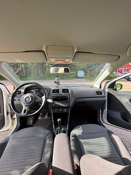 Volkswagen Polo 5 of 5