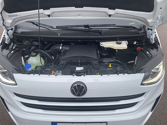 Volkswagen Transporter 24 of 24