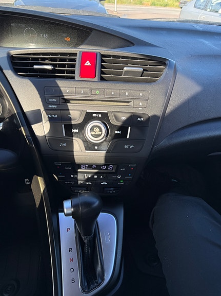 Honda Civic 4 of 5