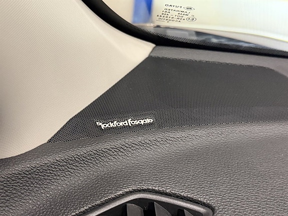 Mitsubishi Eclipse Cross 16 of 22