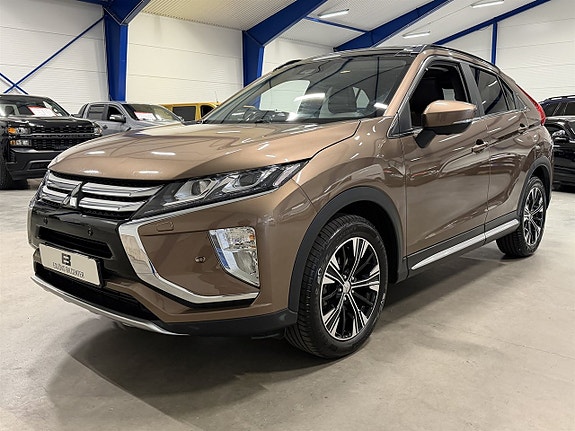 Mitsubishi Eclipse Cross 2 of 5