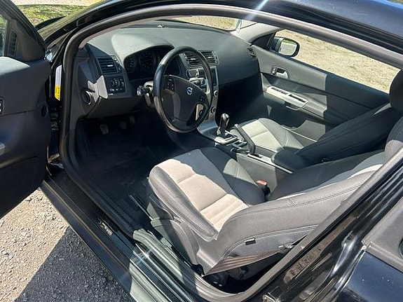 Volvo C30 2 of 5