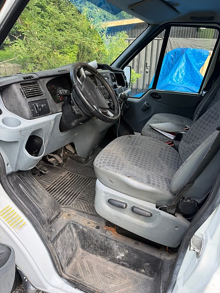 Ford Transit T260 5 of 5