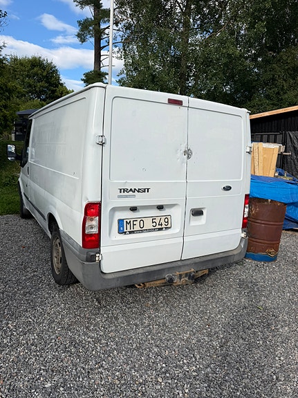 Ford Transit T260 2 of 5