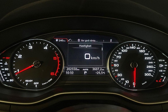 Audi A4 13 of 24