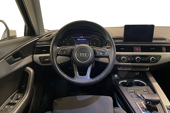Audi A4 11 of 24