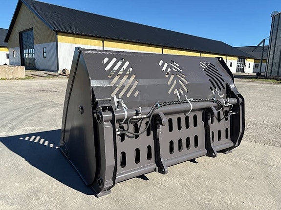 SE Equipment  högtippande skopa 5 kbm 5 of 5