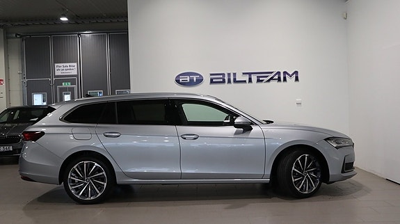 Skoda Superb 3 of 5