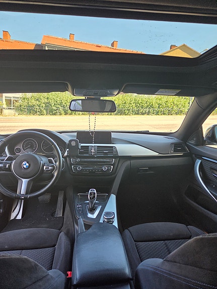 BMW 428i 9 of 12