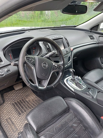 Opel Insignia Country Tourer 3 of 3