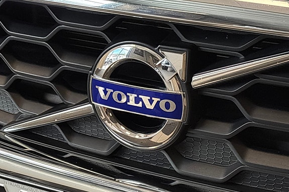 Volvo V40 Cross Country 16 of 19