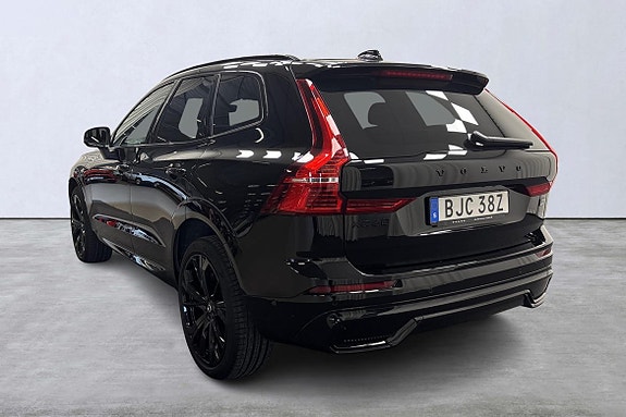 Volvo XC60 3 of 5