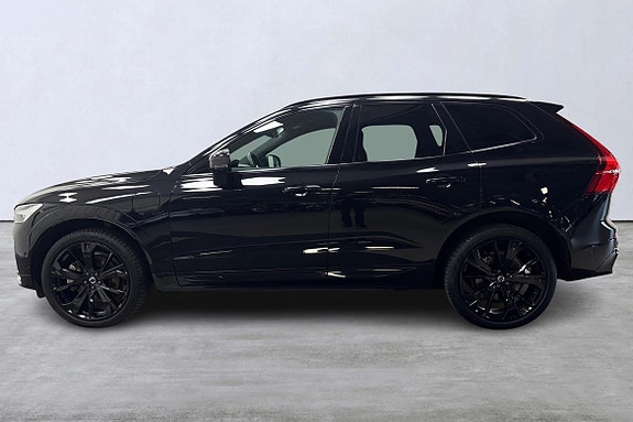 Volvo XC60 2 of 5