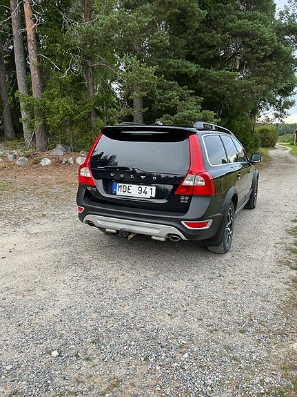 Volvo XC70 3 of 5