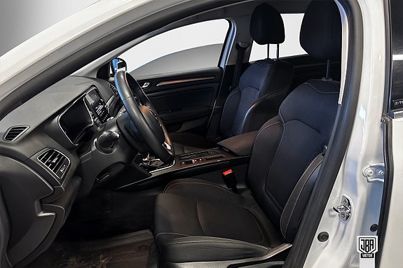 Renault Megane E-Tech 8 of 15