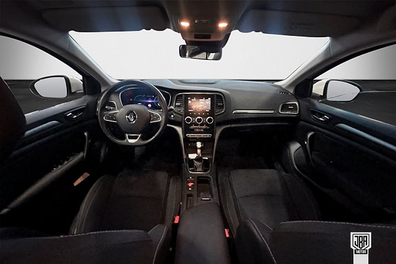Renault Megane E-Tech 14 of 15
