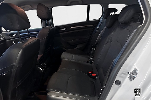 Renault Megane E-Tech 10 of 15