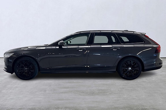 Volvo V90 2 of 5