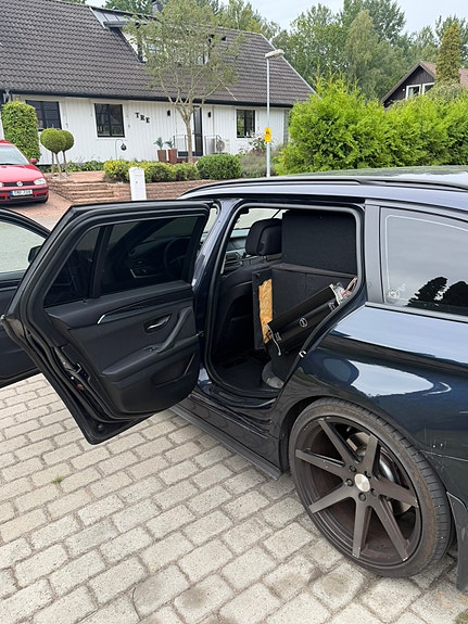 BMW 520d 4 of 9