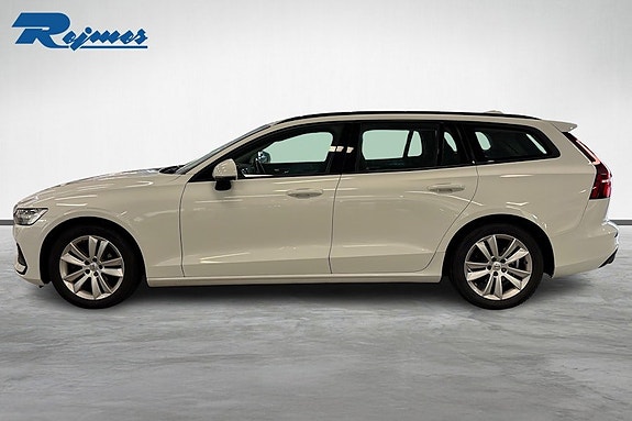 Volvo V60 2 of 5