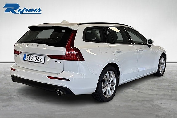 Volvo V60 5 of 5