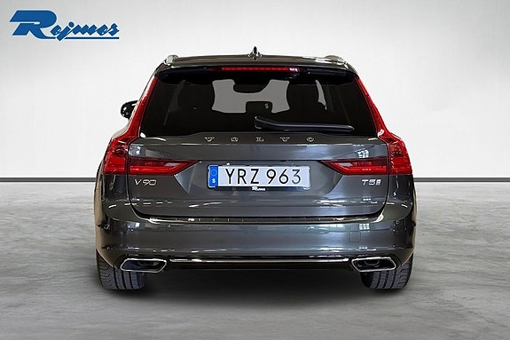 Volvo V90 3 of 5