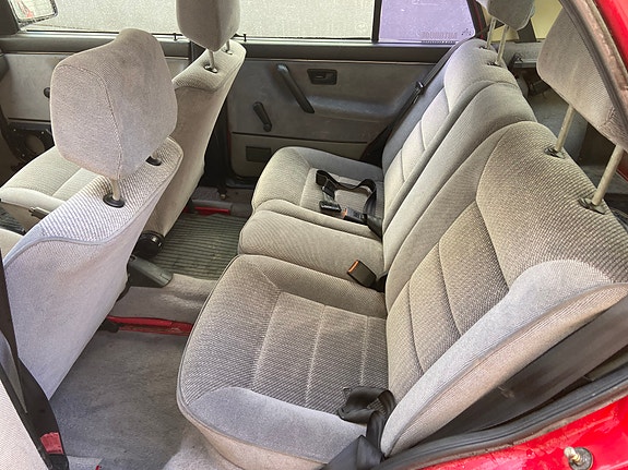 Volkswagen Golf II 4 of 8