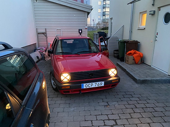 Volkswagen Golf II 2 of 8
