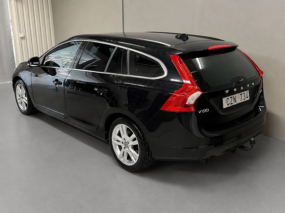Volvo V60 5 of 16