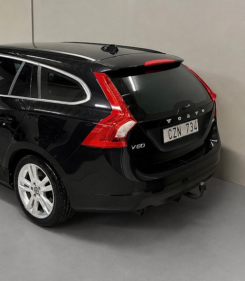 Volvo V60 6 of 16