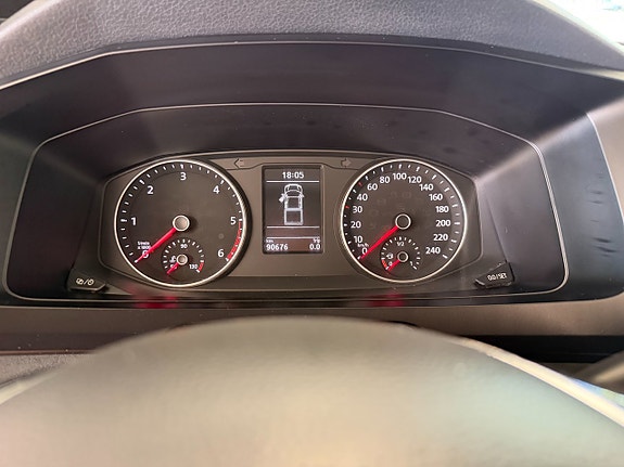Volkswagen Transporter 14 of 16