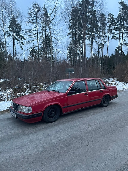 Volvo 740 3 of 5
