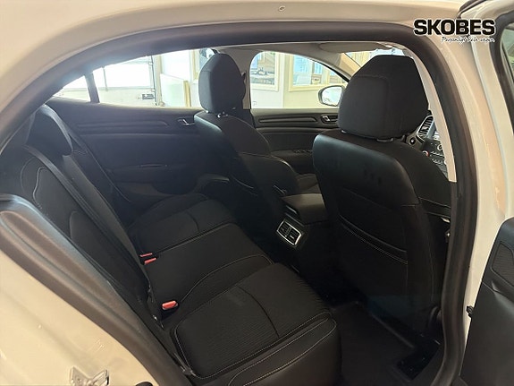 Renault Megane 9 of 16